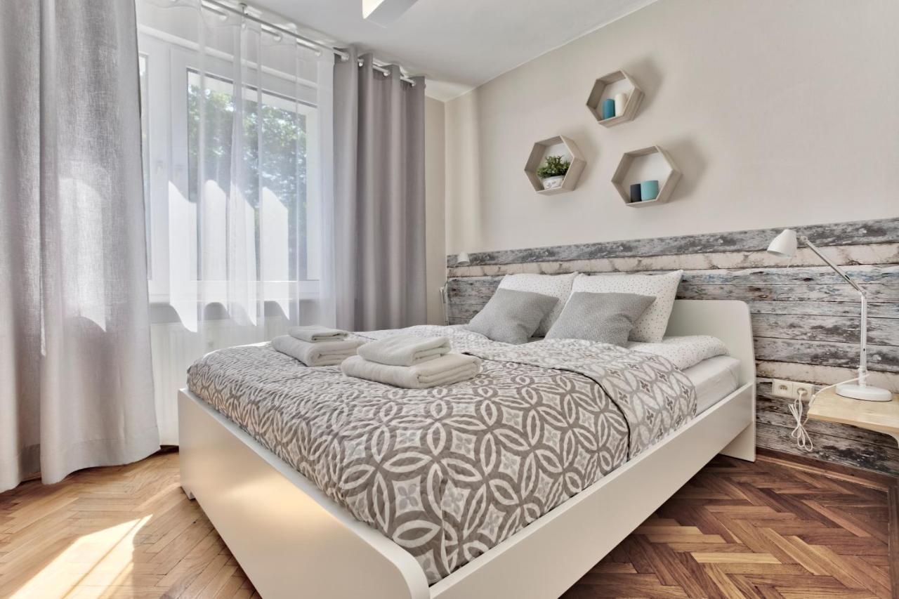 Tyzenhauz Apartments Economy Krakkó Kültér fotó